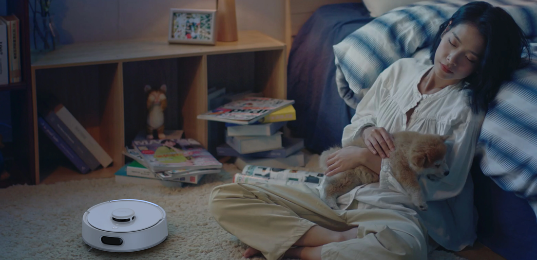 Do robot vacuums work in dark spaces? banner